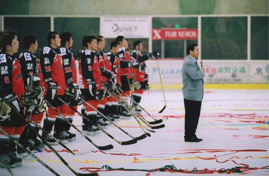 2001